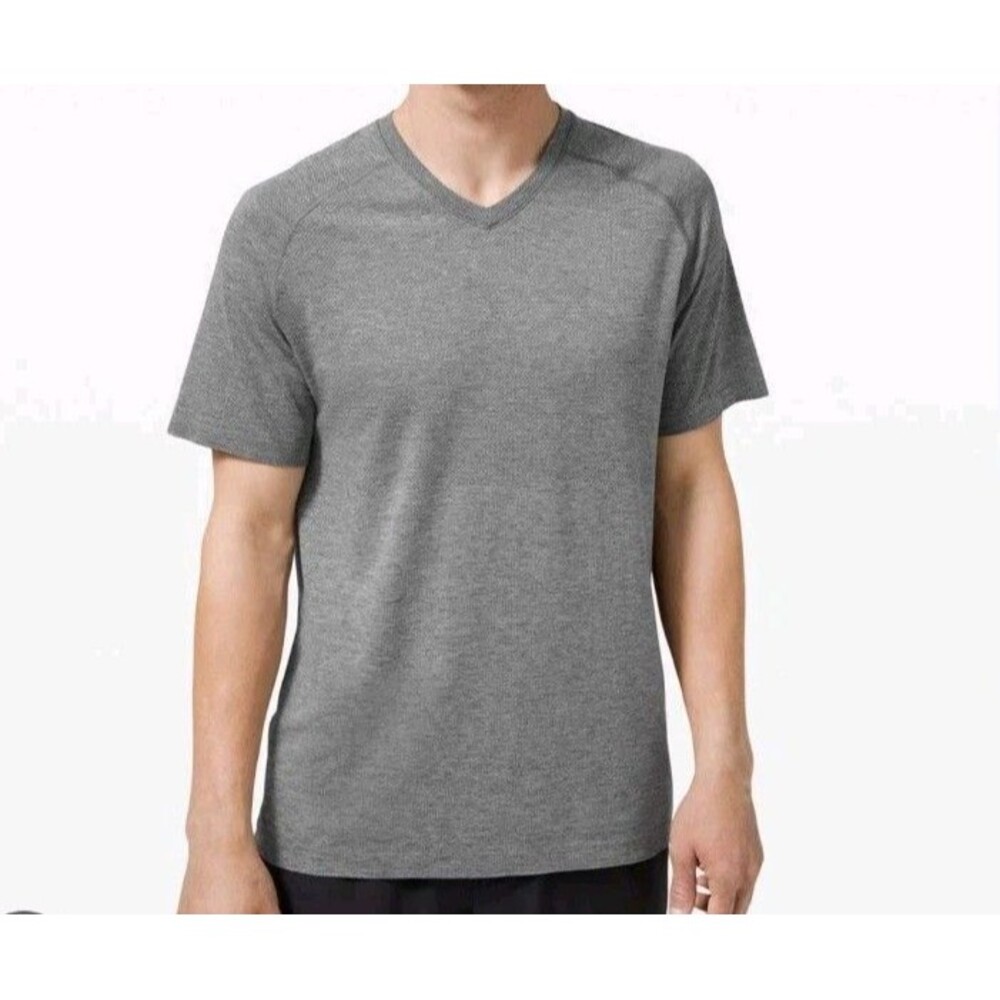 Lululemon Mens Metal Vent Tech V Neck Short Sleeve Shirt Heather Gray Size M